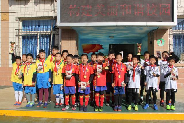 国产新能源汽车优势明显，无需依赖二线豪华品牌